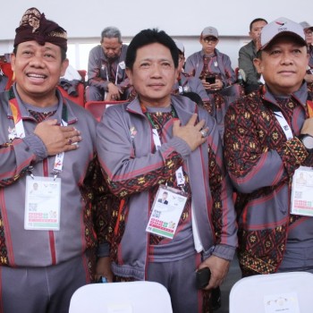 Beri Dukungan kepada Kontingen Maluku Kapolda Hadiri Pembukaan PON XXI yang Dibuka Presiden RI