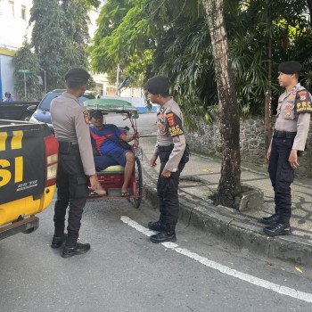 Sat Samapta Polresta Ambon Lakukan Patroli Dialogis Siang Hari untuk Cegah Gangguan Kamtibmas