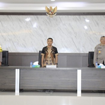 PJU dan Polwan Polda Maluku Ikuti Sarasehan dan Syukuran Hari Jadi Polwan RI ke-76 Secara Daring