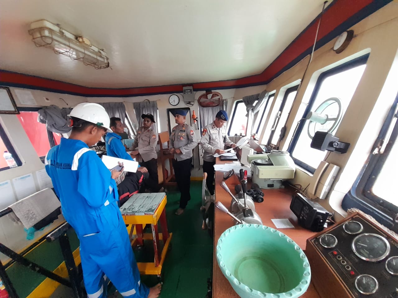 Subsatgas Polair Gelar Patroli Pastikan Perairan Teluk Ambon Aman dan Kondusif