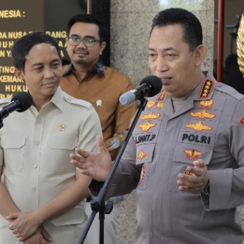 Menhut Raja Juli Temui Kapolri Bahas Penegakan Hukum Kehutanan