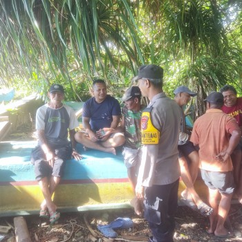 BHABINKAMTIBMAS NEGERI LEAHARI GELAR PENYULUHAN DAN SAFARI KAMTIBMAS